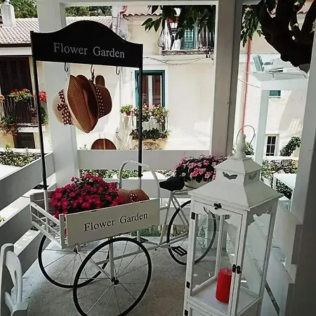 Sant'antonio - Dimora Storica 2*